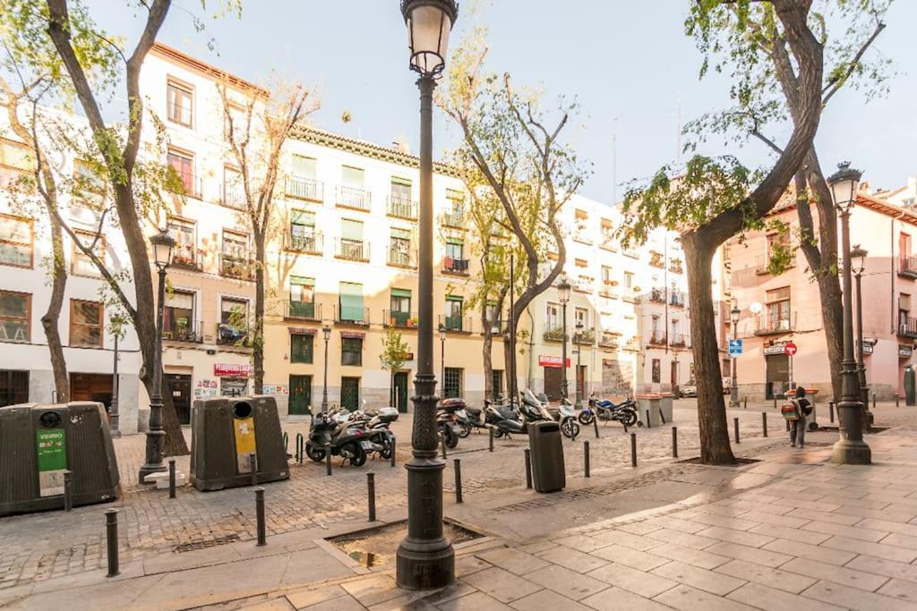 Estudio Lavapies Cerca De Anton Martin Madrid Exterior photo